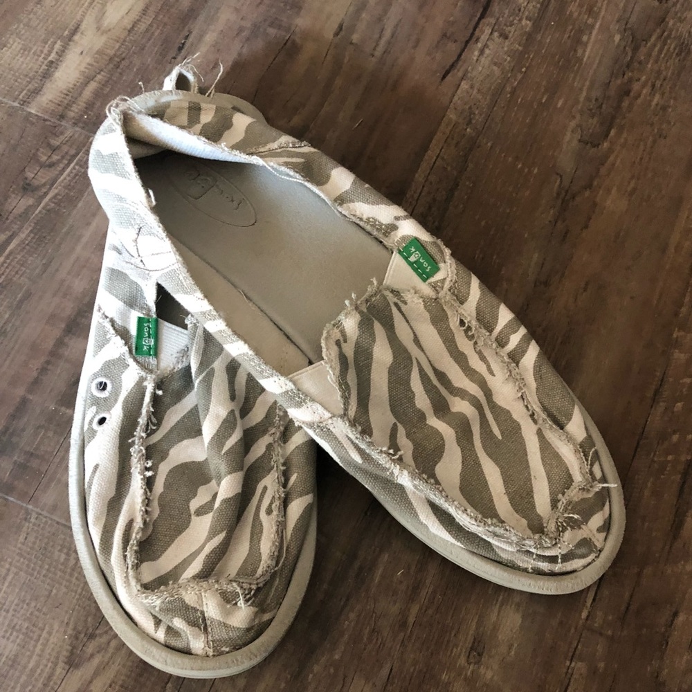 Zebra Sanuks